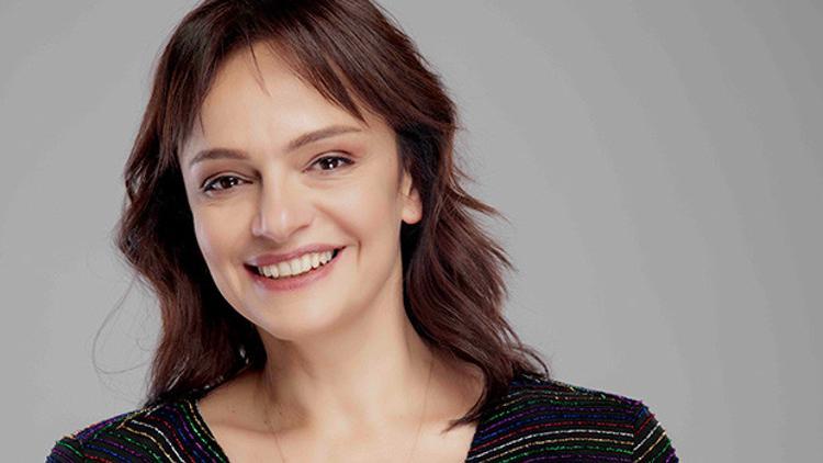 Tek kişilik oyunda 11 karaktere hayat vermek: Güle Güle Diva ile Selen Uçer Kampüs’te.