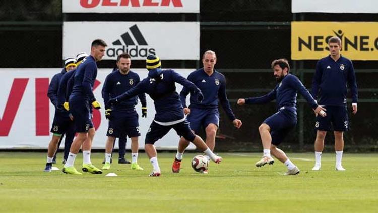 Fenerbahçe'de kupa mesaisi başladı