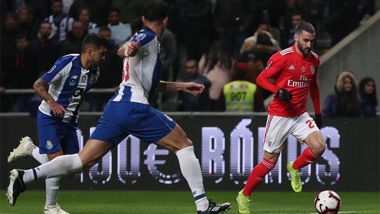 Benfica, Porto'ya yenildi! Kupaya veda...