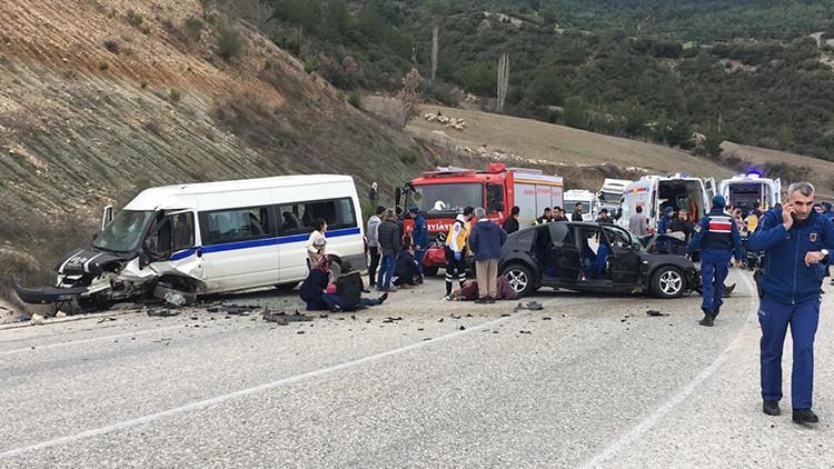 Manisa'da can pazarı... Ölü ve yararlılar var