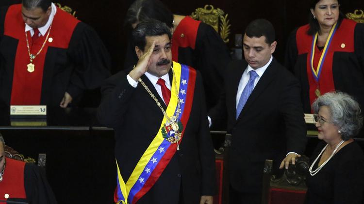 Son dakika: Maduro'dan bir hamle daha... Hepsini çekiyor!
