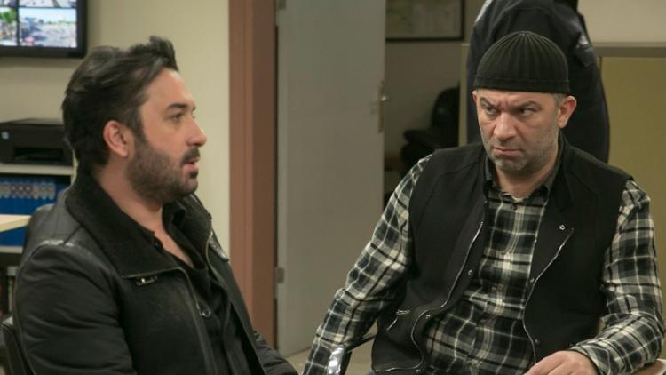 Cuma gününün değişmeyen galibi: Arka Sokaklar!