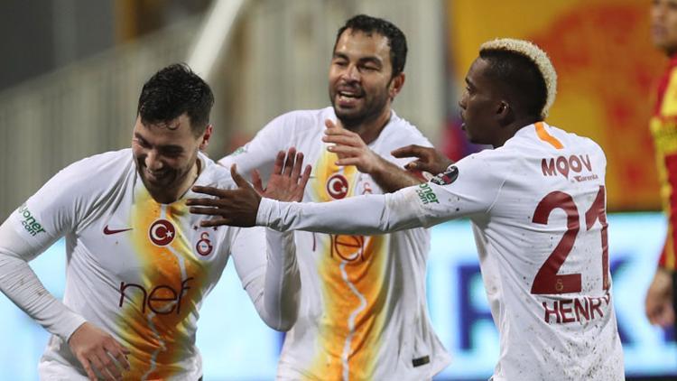 Aslan'a İzmir'de altın gibi üç puan