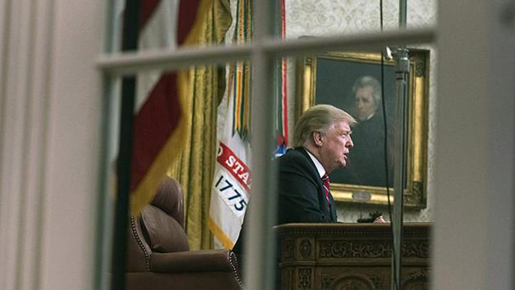 Trump'tan gazetecilere 'yalan haber' suçlaması