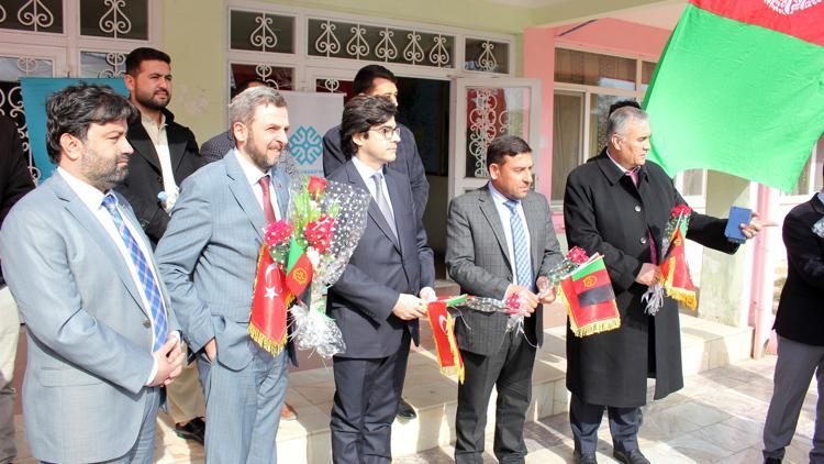 Afganistan'daki FETÖ'ye ait 3 okul TMV'ye devredildi