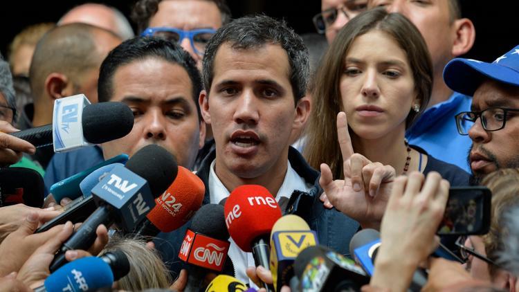 Venezuela'da muhalifler yeniden sokağa iniyor