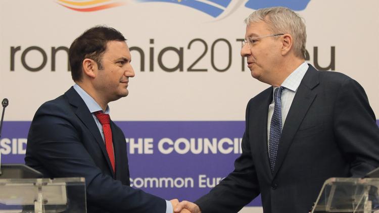 Makedonya, NATO ve AB üyeliği yolunda