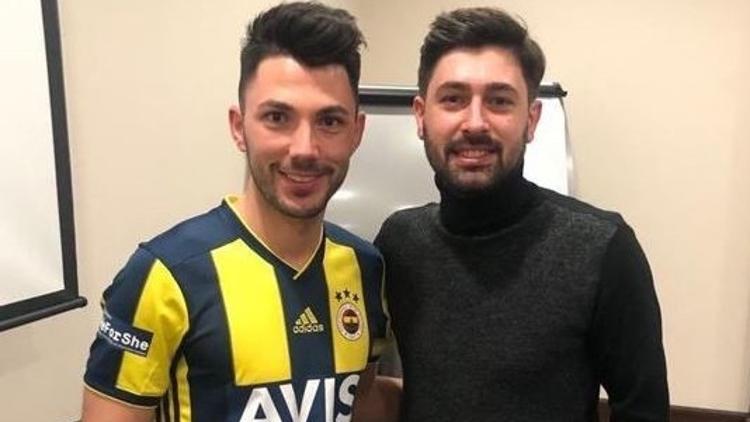 Son dakika... Tolgay Arslan formayı giydi! Transfer resmiyet kazandı