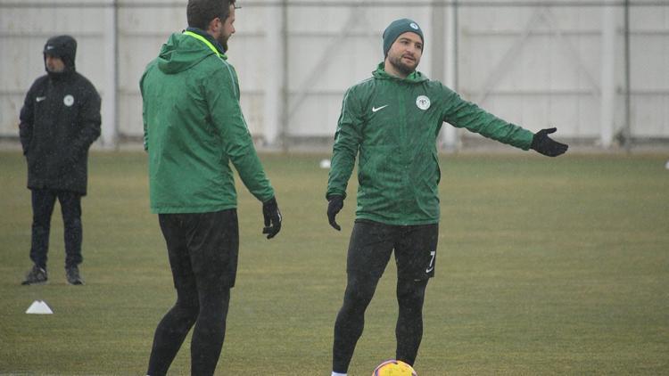 Konyaspor, Bursaspor'a hazırlanıyor! 6 eksik...