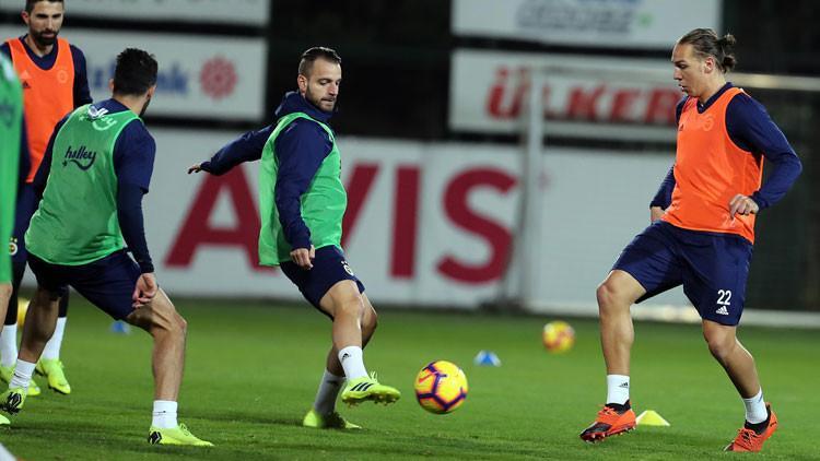 Fenerbahçe'ye çifte müjde! Dönüyorlar...