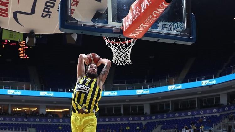 Fenerbahçe Beko fırtınası ligde de sürüyor! 37 sayı fark...