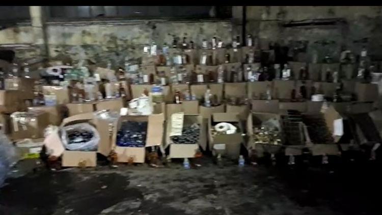 İstanbul’da sahte içki operasyonu! 10 bin şişe ele geçirildi…