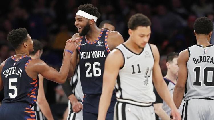 New York Knicks, evinde 18 maç sonra kazandı!
