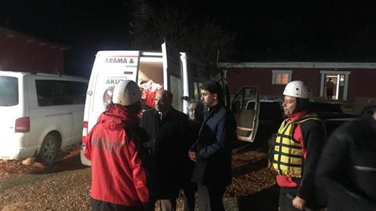 Madende asansör boşluğuna düşen işçi öldü