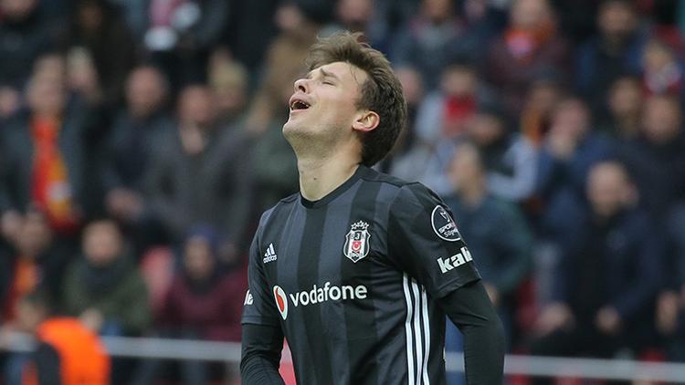 Beşiktaş'ta şok! Yüzde 50'nin altına düştü...