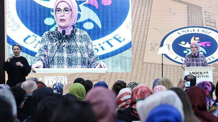 Emine Erdoğan engellilerle biraraya geldi
