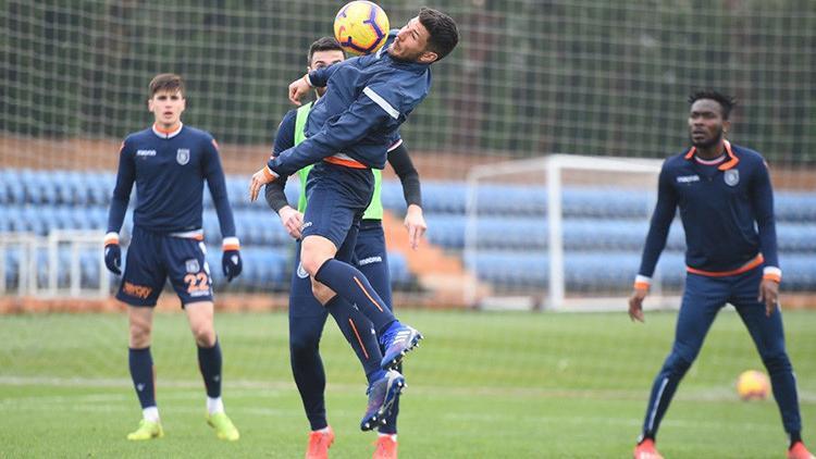 Başakşehir'de Fenerbahçe maçı hazırlıkları sürüyor