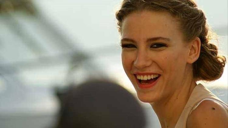 "Serenay Sarıkaya’yı güzel zannediyoruz"