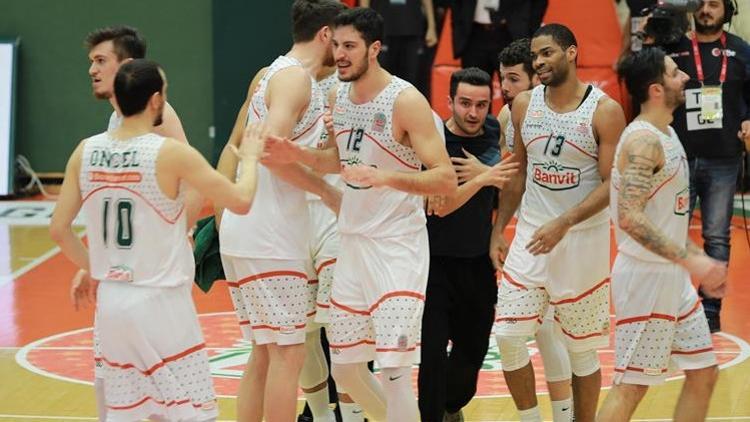 Banvit, TOFAŞ'ı son saniyede geçti!