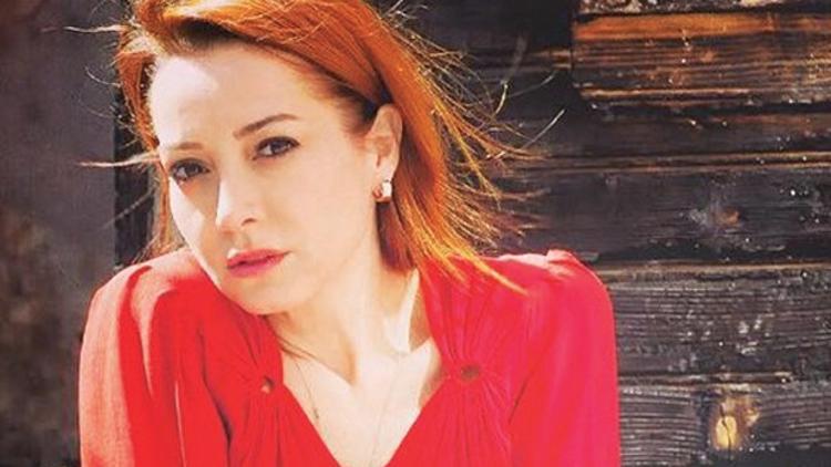 Ağrı’daki çocuklara oynadı