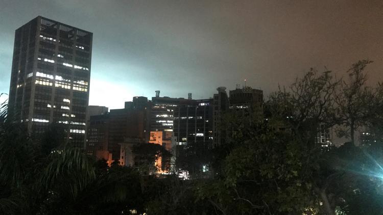 Venezuela'da elektrik kesintisi nedeniyle hayat durdu