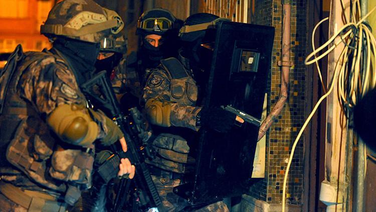 Kırmızı bültenle aranıyordu Bursa'da yakalandı