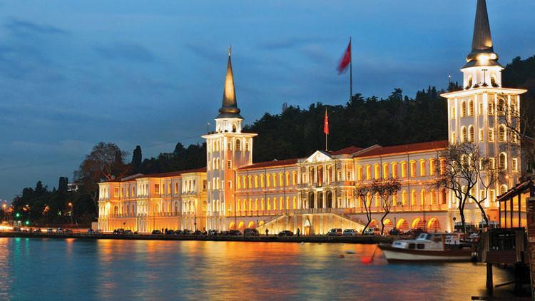 1000 askeri öğrenciyi uzaklaştırmışlar