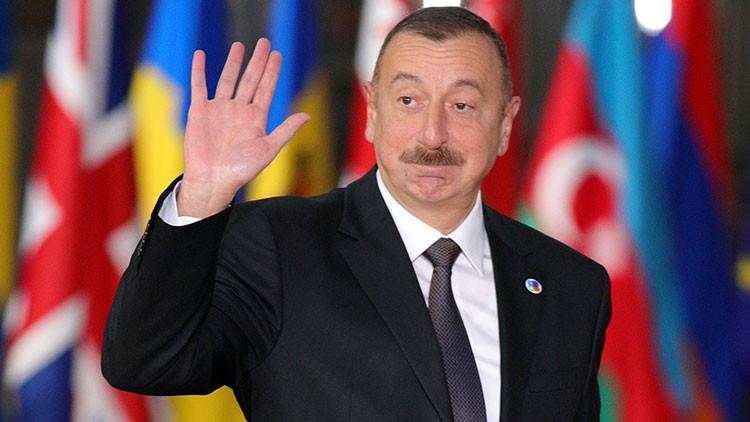 Azerbaycan Cumhurbaşkanı Aliyev biri Türk 399 mahkumu affetti