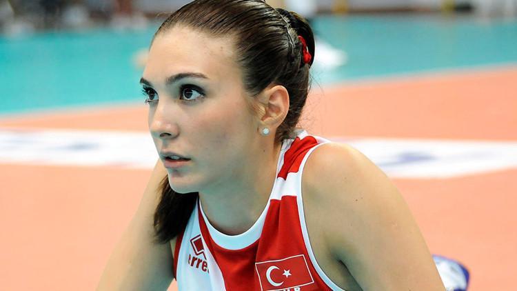 İtalyanlar duyurdu: Naz Aydemir Fenerbahçe'ye