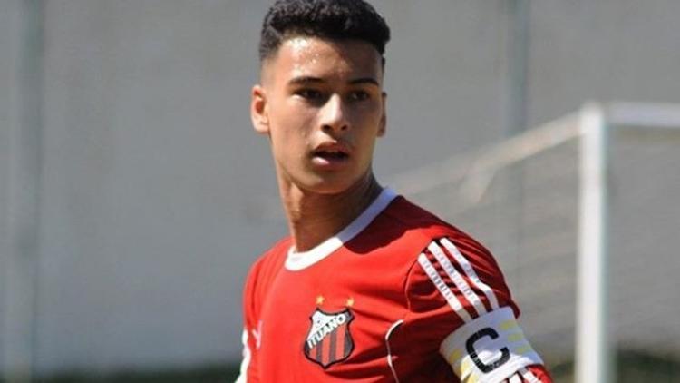 Brezilyalı Gabriel Martinelli'yi 25 kulüp birden istedi!