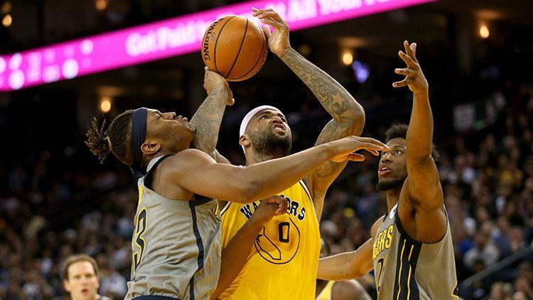 Warriors sahasında farklı kazandı