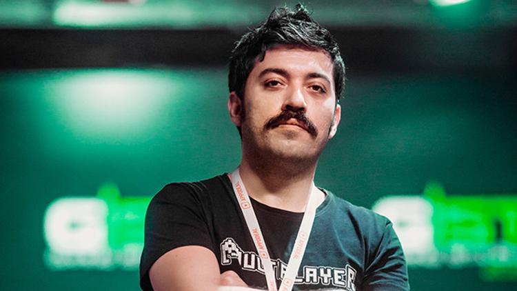 E-sporcu ya da Streamer olmak isteyen kampüslüler! Bakın Pintipanda ne diyor...