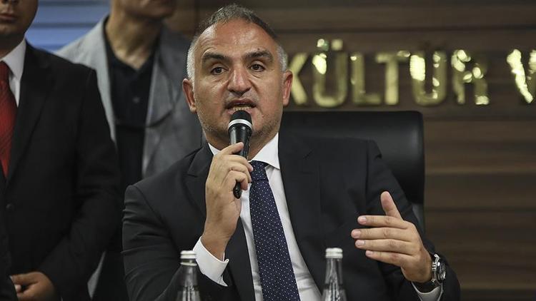 Bakan Ersoy: Turist sayısında yüzde 15 artış olacağına inanıyorum