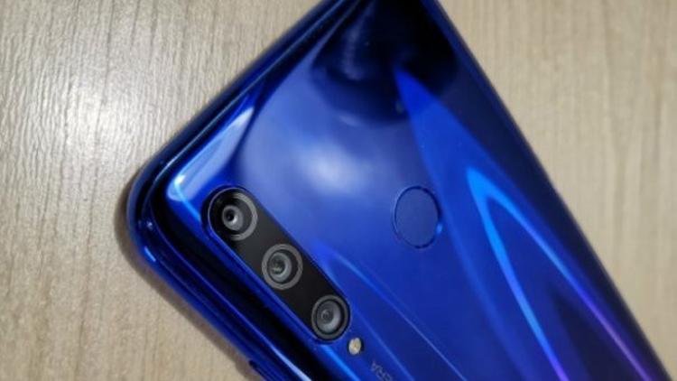 İşte Honor 10i'nin en dikkat çeken özelliği