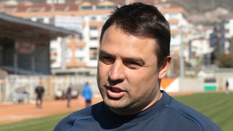 Fatih Akyel'den sitemli veda