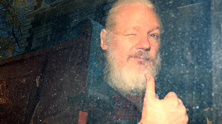 Julian Assange hakkında açılan tecavüz soruşturması kapatıldı