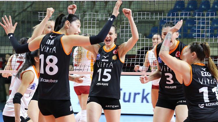 Eczacıbaşı VitrA finalde!