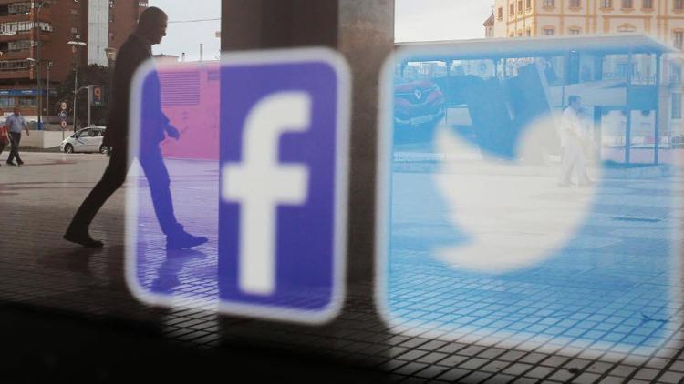 Facebook ve Twitter'a Rusya'dan şok ceza