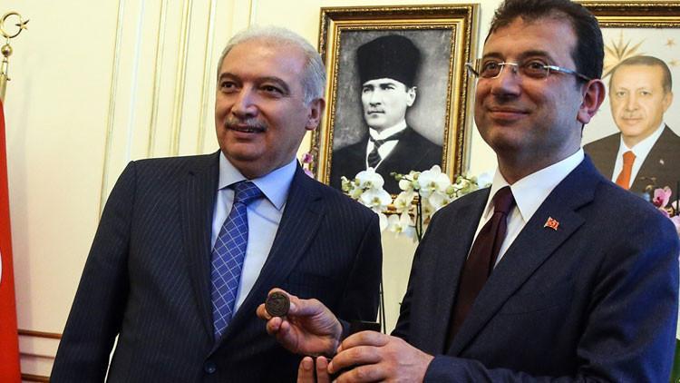 Son dakika... Ekrem İmamoğlu mazbatasını aldı