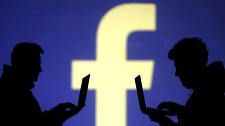 Facebook 1.5 milyon kullanıcının mail adresini "yanlışlıkla" yükledi
