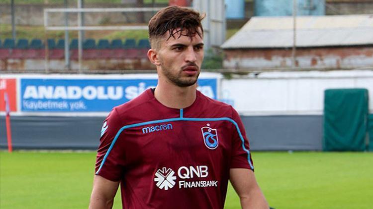 Trabzonsporlu futbolcu Hüseyin Türkmen kaza yaptı - Hüseyin Türkmen kimdir?