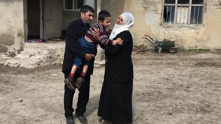 "Allah rızası için çocuğumu getirsinler, yüreğim parçalanıyor"