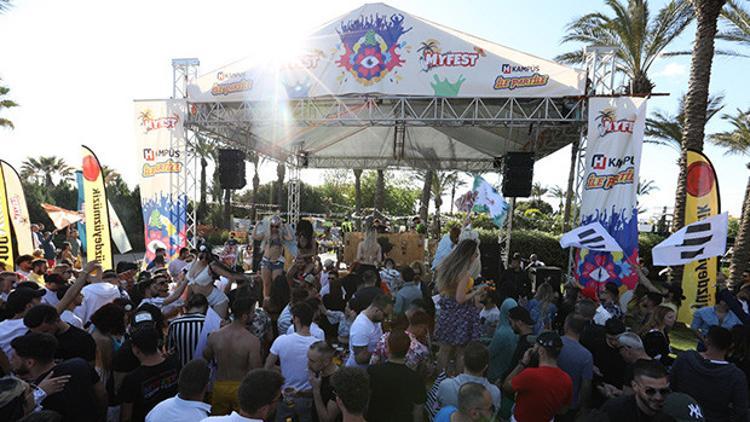Hürriyet Kampüs ile Myfest Gençlik Festivali'nde partiledik!