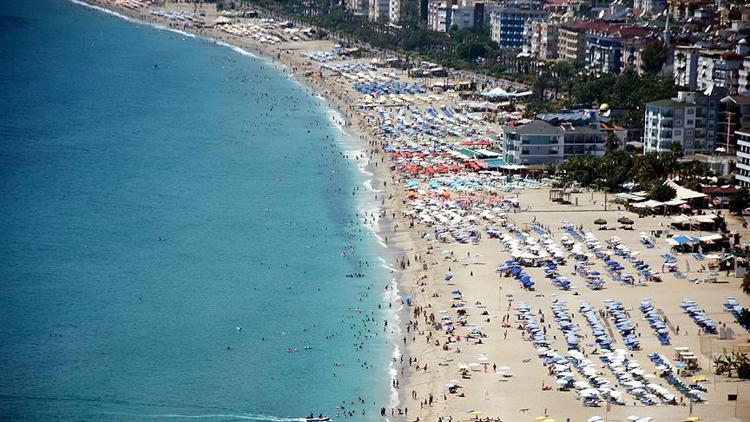Kimse inanamadı... Turist sayısı resmen uçtu