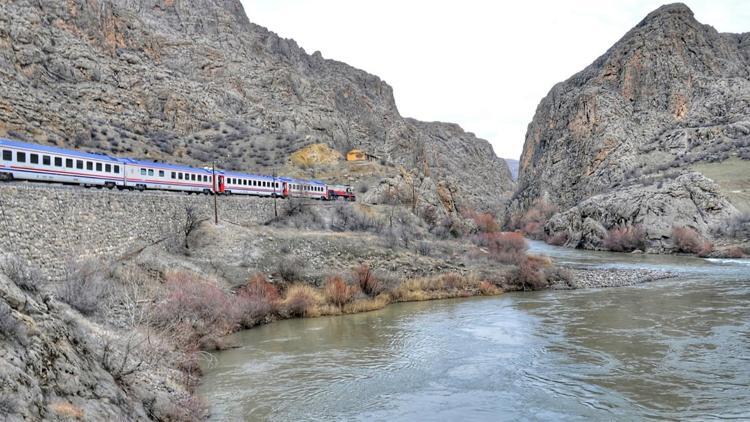 Kültür ve Turizm Bakanı açıkladı: Hedef 'tren turizmi'