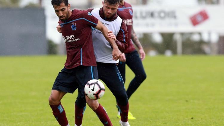 Trabzonspor yağmur altında çalıştı