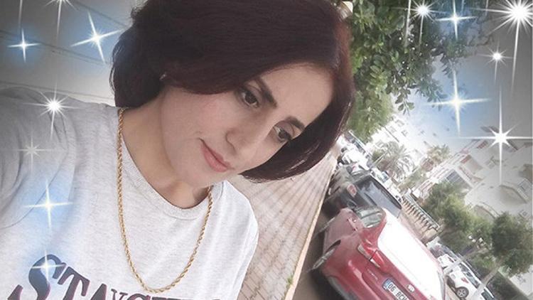Oğlunun yıl sonu gösterisine yetişmek isterken TIR'ın altında kalmış