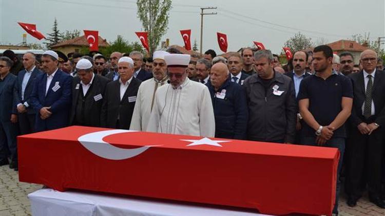 Şehit sözleşmeli er Ethem Barış son yolculuğuna uğurlandı