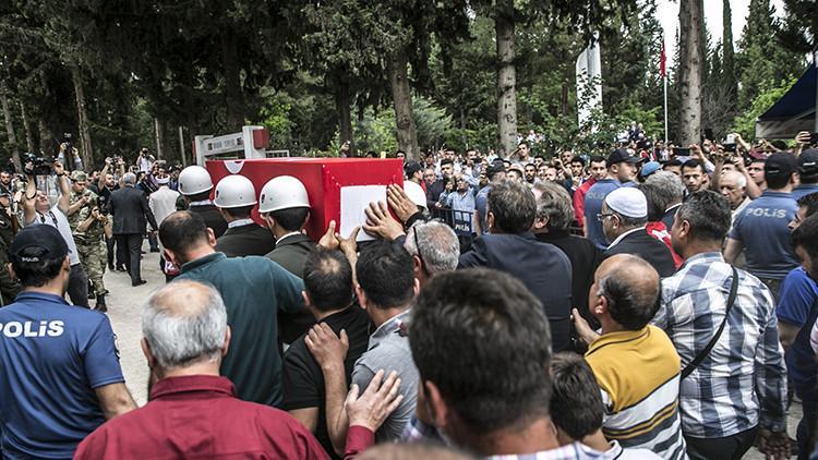 Şehit Ali Çeker son yolculuğuna uğurlandı
