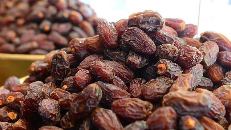 Hurmanın faydaları neler? 1 hurma kaç kalori?